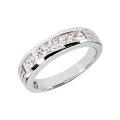 14K White Gold Women's Diamond Wedding Ring 0.70ct 4.6mm