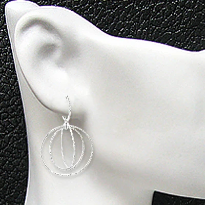 18K White Gold Diamond Circle Dangle Earrings 2.25ct 3 18K White Gold Diamond Circle Dangle Earrings 2.25ct - Image 3