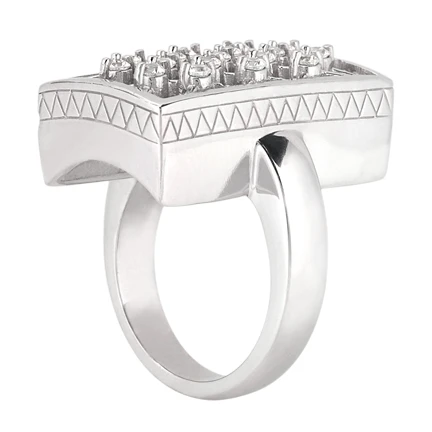 18K White Gold Diamond Right Hand Ring 1.19ct 2 18K White Gold Diamond Right Hand Ring 1.19ct - Image 2