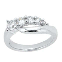 Platinum Round Diamond Ladies Ring 0.75ct 7.3mm